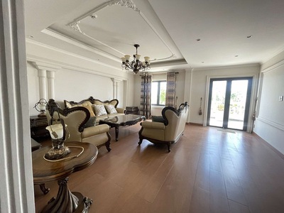 Bán toà nhà hẻm 8m, sư vạn hạnh, p12, q10, 215m2, 8 tầng, thang máy, pccc dầy đủ 1