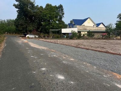 Đất thị trấn Lai Uyên- cạnh trường tiểu học Lai Uyên 500m- giá chạm đáy 0