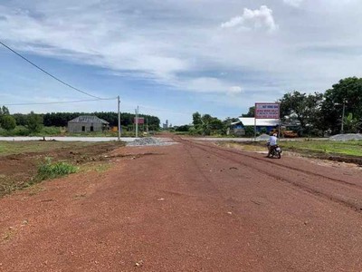 Đất thị trấn Lai Uyên- cạnh trường tiểu học Lai Uyên 500m- giá chạm đáy 0