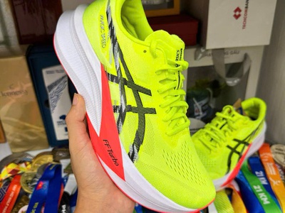 Cửa hàng Tốc Sport Phú Thọ - chuyên đồ Chạy Bộ, đồng hồ thể thao theo dõi sức khoẻ và hoạt động hàng 9
