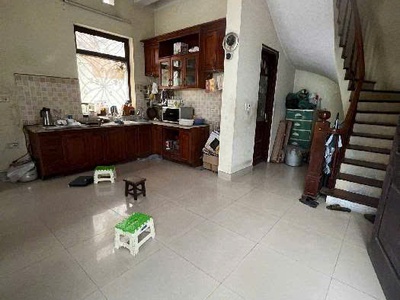 Đất đẹp hoang mai 2