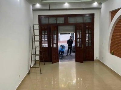Cho thuê nhà làm Văn Phòng , Spa , trung tâm Ngoại ngữ ...kèm ở tại lô 9 Lê Hồng Phong 0
