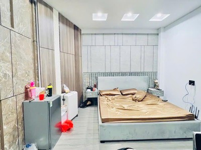 Bán gấp-lô góc-hẻm 8m xe hơi né-70m2 -3 tầng 5x14-chợ thạch đà-gò vấp 3