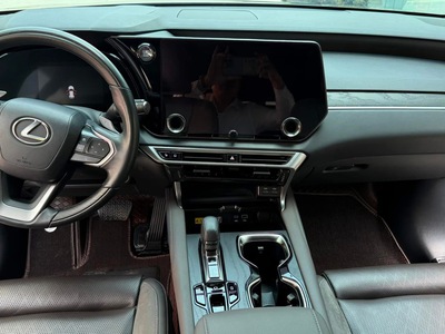 Bán Lexus RX350 Luxury xuất 2023 siêu lướt. 9