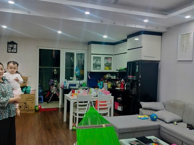 Cần bán căn hộ 77m  ban công hướng thoáng full nội thất, tại cụm 6 tòa KĐT Thanh Hà Cienco 5 1