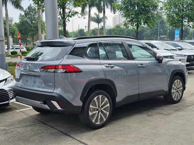 Cần Bán Xe Corolla Cross mới 2