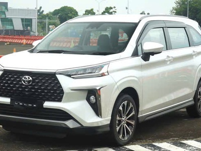 Cần Bán Xe Toyota Veloz 2025 0