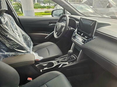 Cần Bán Xe Corolla Cross mới 4