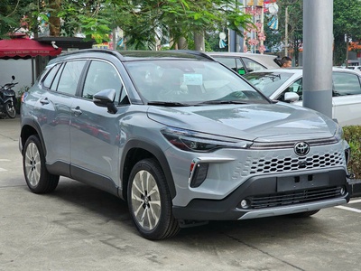 Cần Bán Xe Corolla Cross mới 0