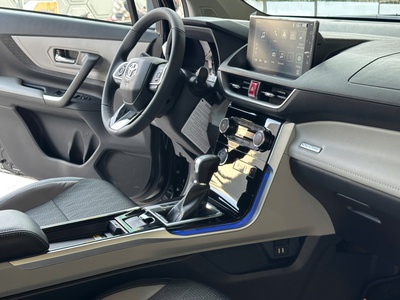 Cần Bán Xe Toyota Veloz 2025 5