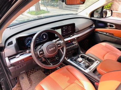 Bán xe Kia Carnival 2022 Signature 2.2D Full dầu, màu đen. 8