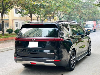 Bán xe Kia Carnival 2022 Signature 2.2D Full dầu, màu đen. 5