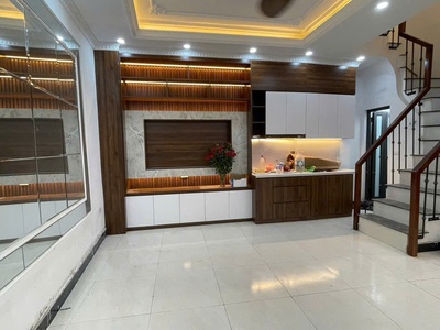 Bán nhà Thụy Khuê - mặt tiền rộng, 4 tầng. Giá 9.3 tỷ 1