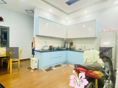 Bán nhà mặt phố hóc môn - 160m2 - 7.7 tỷ - 0