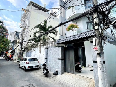 Nhà đẹp - hẻm sang  hẻm nhựa 8m quốc lộ 13, p26, qbt - 6 x 10m  62m2  - kc 4 tầng - giá 9,5 tỷ 0