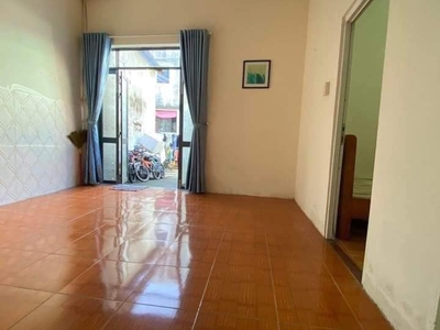 1.95 tỷ nhà kiệt hải phòng, 43 m2, c4, sạch sẽ, 2 phòng ngủ, sân rộng, sạch 0