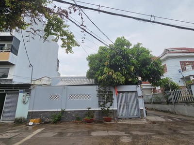 Gấp bán định cư - hẻm xe tải đông hưng thuận quận 12 - lô góc ngang 9.5m, gần 200m2, nhà cấp 4 còn 0