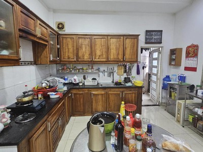 Gấp bán định cư - hẻm xe tải đông hưng thuận quận 12 - lô góc ngang 9.5m, gần 200m2, nhà cấp 4 còn 2