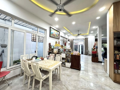 Bán nhà 3 tầng đẹp lung linh hẻm xe hơi 117m2 9x15m kha vạn cân linh đông thủ đức chỉ 13 tỷ. 1