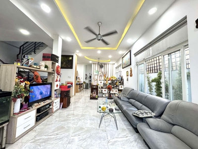 Bán nhà 3 tầng đẹp lung linh hẻm xe hơi 117m2 9x15m kha vạn cân linh đông thủ đức chỉ 13 tỷ. 2