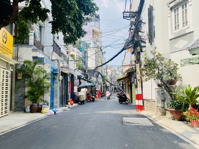 Bán nhà phường 2, hẻm phạm văn hai tân bình  54m2, 3 tầng, nhỉnh 8 tỷ 4