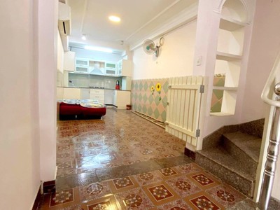 Nb3 - nhà bán 4 phòng ngủ , trần quang diệu, p14, q3 , 52m2, 3 lầu btct , giá 7.9 tỷ tl 1