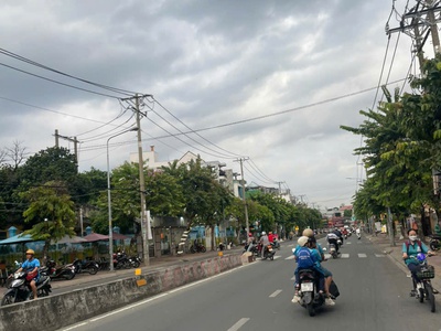 Bán đất lớn 28 x 89 giá 70 tỷ 2 mặt tiền phan văn hớn 1