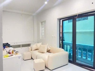 Nhà đẹp thuỵ khuê ở luôn, cách 1 nhà ra mặt phố, mặt tiền rộng, ngõ nông , hiếm 10m ra phố 2