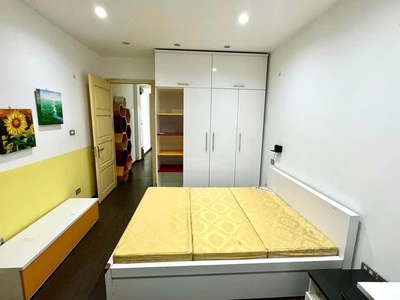 Bán nhà mặt ngõ yên lãng.đất p/lô-ô tô đỗ cửa,6 tầng thang máy 2