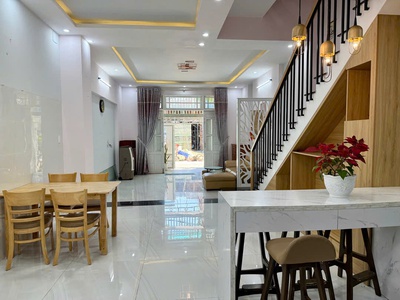 Bán nhà mặt tiền- khu du lich - giá rẻ 2