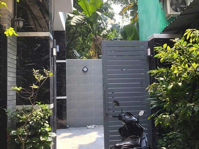 chính chủ bán nhà phố gò vấp 2 tầng sổ hồng riêng giá chỉ 5,5 tỷ còn thương lượng 2