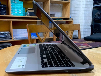 Laptop Asus Vivobook X507U Core i5-8250U Ram 8GB SSD 256GB 2 VGA Rời MX130 Màn 15.6 Inch FHD Máy Đẹp 2