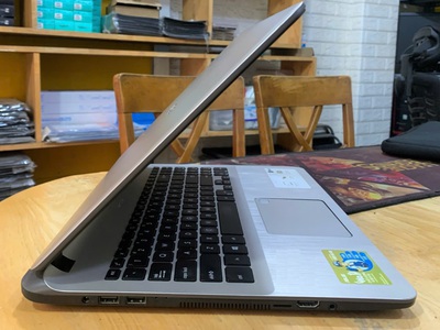 Laptop Asus Vivobook X507U Core i5-8250U Ram 8GB SSD 256GB 2 VGA Rời MX130 Màn 15.6 Inch FHD Máy Đẹp 3