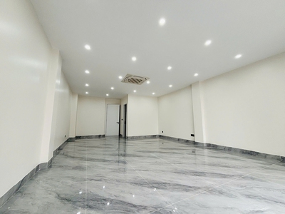 Chính chủ bán 73m2 nhà 6 tầng ngay cạnh phố Nông Vụ, Phúc Lợi. Đường phân lô bàn cờ, tiện ích nhiều 6