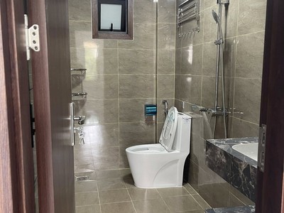 Bán Nhà 3 Tầng sau UBND P.Hà Khánh.DT:51.2m2,MT:4.78m Oto Tránh Nhau 5