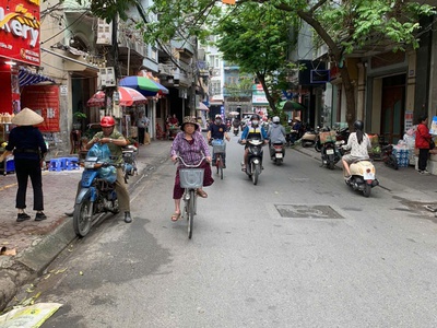 Bán nhà mặt đường Dư Hàng, ngang 5m 0