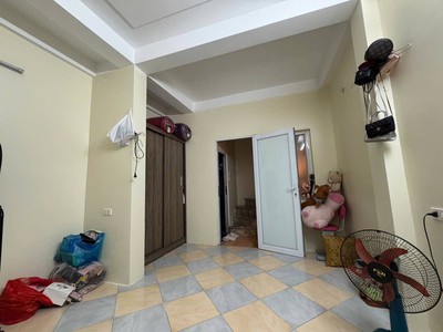 Chính chủ bán nhà căn góc, kinh doanh, khương trung thanh xuân. 28m2, 4 tầng. 4,95 tỷ 0