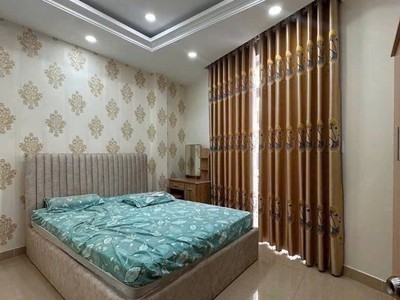 Bán nhà 4 tầng, 82m , 4pn, 5wc, q.2, 8.2 tỷ, sổ hồng 3