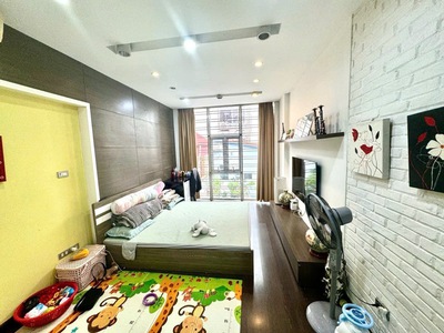 Phân lô thái hà   ô tô vào nhà   6 tầng thang máy   kinh doanh văn phòng 0