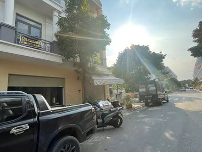 Chính chủ cho thuê nhà 1 trệt 2 lầu tại khu dân cư Kim Kim Trần, gần KCN Nam Tân Uyên. 0