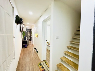 68m2, tập thể minh khai, hai bà trưng, tầng 2, 2 ngủ, lô góc thoáng sáng, ô tô ngay chân cầu thang. 3