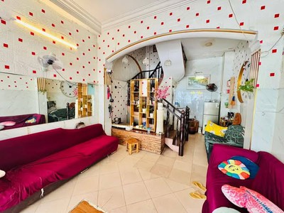 Nhà mt nguyễn phi khanh phường tân định quận 1. 1