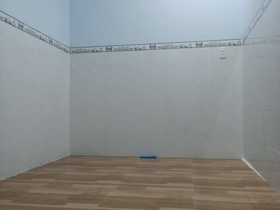Nhà mới tinh 75m2, sẵn máy lạnh, phòng ngủ rộng gần mặt tiền, uỷ ban, trường học 2