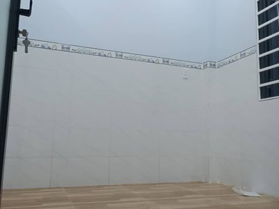 Nhà mới tinh 75m2, sẵn máy lạnh, phòng ngủ rộng gần mặt tiền, uỷ ban, trường học 3