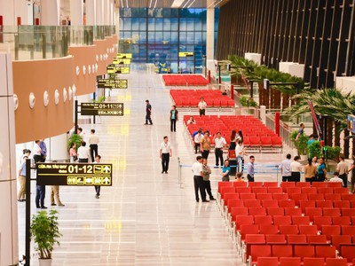 Tìm không ra nhà 4 tầng ngang 5m mtkd nguyễn phúc chu 80m2 kd đa ngành giá rẻ 12.5 tỷ. 2