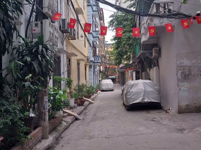 Phố nguyễn khang, nhà đẹp dân xây, ô chờ tm, an sinh đỉnh, 5t, 40m2, 7,895 tỷ. 0