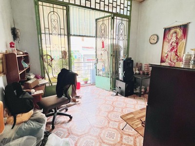 Bán nhà 70m2, hẻm xe tải 5m đường thoại ngọc hầu, q. tân phú 4