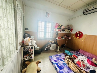 Nhà tân phú - 33m - 1 trệt 1 lầu - 2pn - hẻm xe hơi đỗ cửa - giá chỉ 3.5 tỷ 2