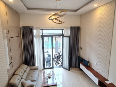 Bán nhà 4 tầng, 82m , 4pn, 5wc, q.2, 8.2 tỷ, sổ hồng 1