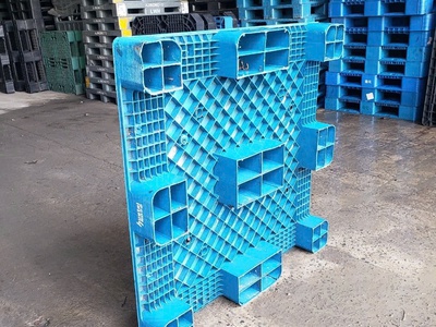 Pallet nhựa tại Dĩ An giá rẻ cạnh tranh- Giao hàng tận nơi 4